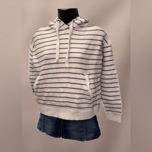 NEVER BEEN WORN Adorable Striped Roxy Hoodie💕